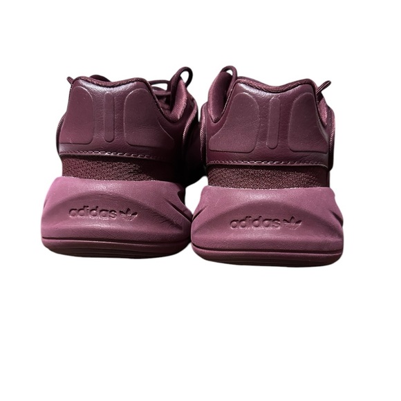 Adidas ozelia shoes maroon color size 4 - Picture 3 of 5